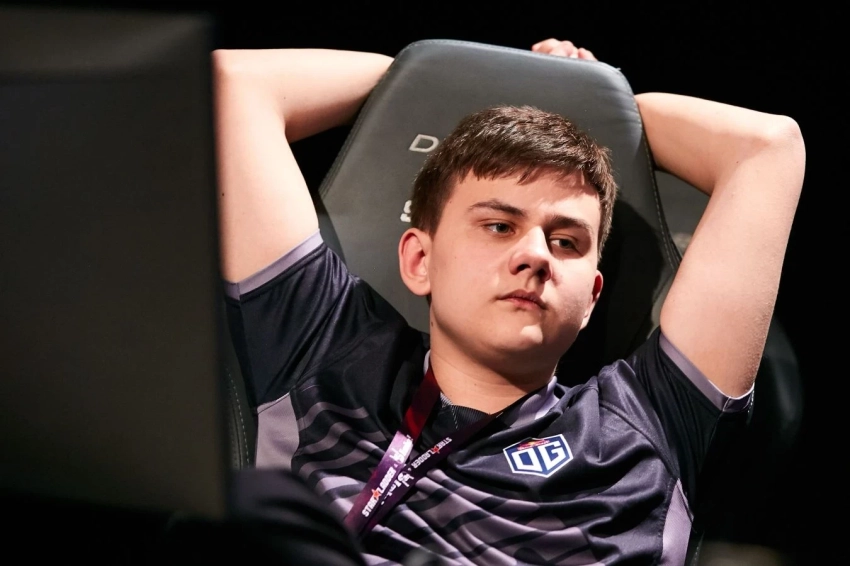 Возможные зарплаты про-игроков Dota 2 стали известны благодаря стримеру iLTW